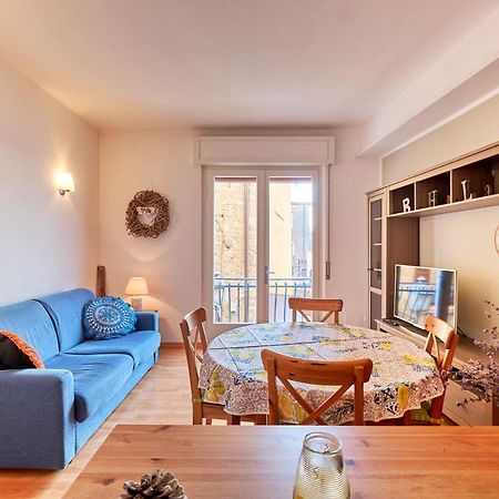 Apartmentsgarda - Residenza Dei Navigatori Torri Del Benaco Luaran gambar