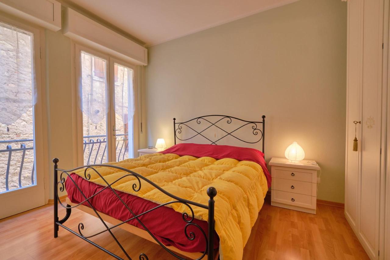Apartmentsgarda - Residenza Dei Navigatori Torri Del Benaco Luaran gambar
