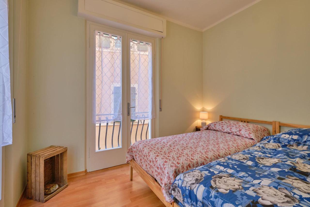 Apartmentsgarda - Residenza Dei Navigatori Torri Del Benaco Luaran gambar
